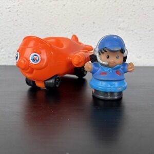 Fisher Price Little People 2001 Airplane‎ & 2008 Pilot AIR TRAFFIC CONTROL GIRL
